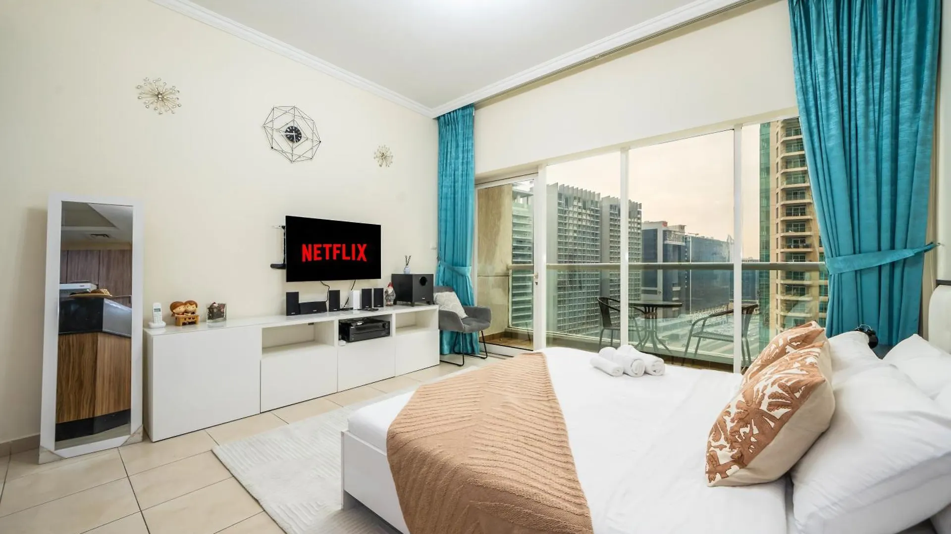 Elegant Studio Downtown 4Min Walk To Burj Khalifa Dubai 0*,  United Arab Emirates