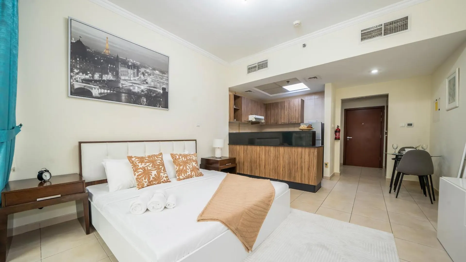 Lägenhet Elegant Studio Downtown 4Min Walk To Burj Khalifa Dubai